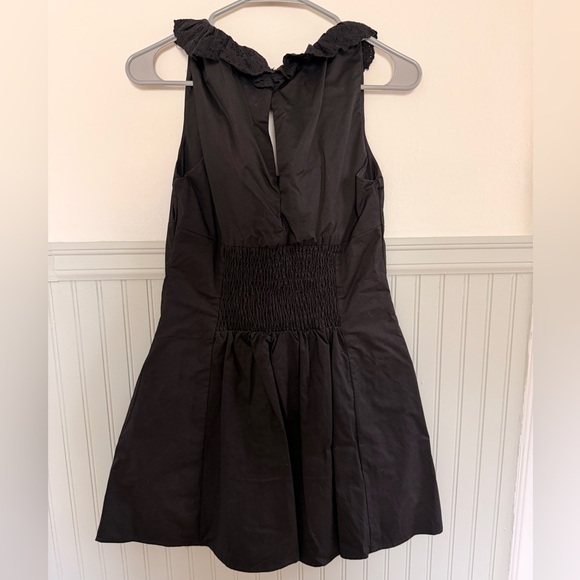 Princess Polly Ruffled Dress - Picture 3 of 3